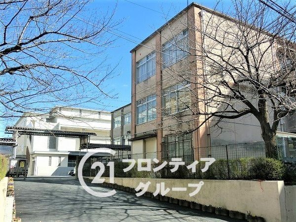 山科団地Ｃ棟　中古マンション(京都市立安祥寺中学校)