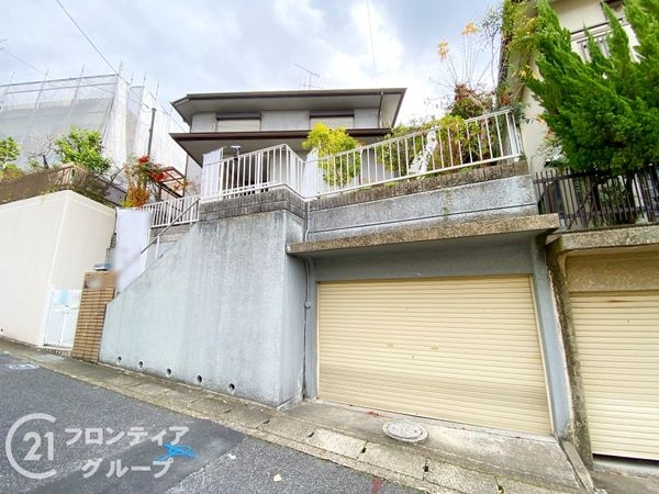 宇治市平尾台４丁目　中古一戸建て