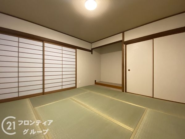 宇治市平尾台４丁目の中古一戸建て