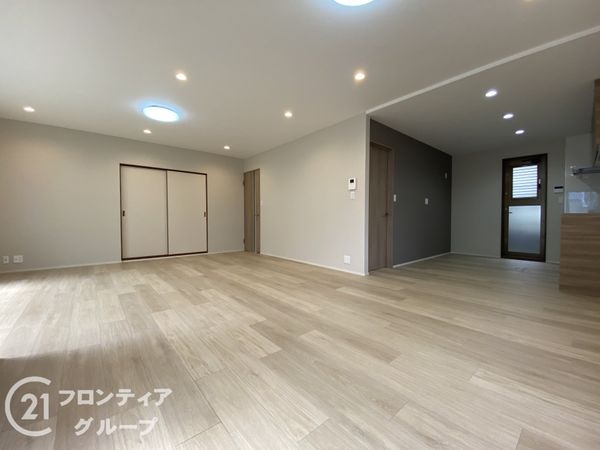 宇治市平尾台４丁目の中古一戸建て