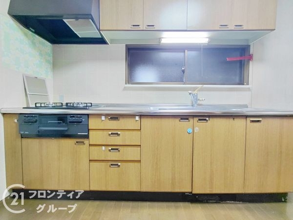 宇治市平尾台４丁目　中古一戸建て