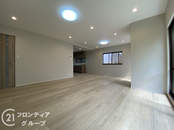 宇治市平尾台４丁目の中古一戸建て