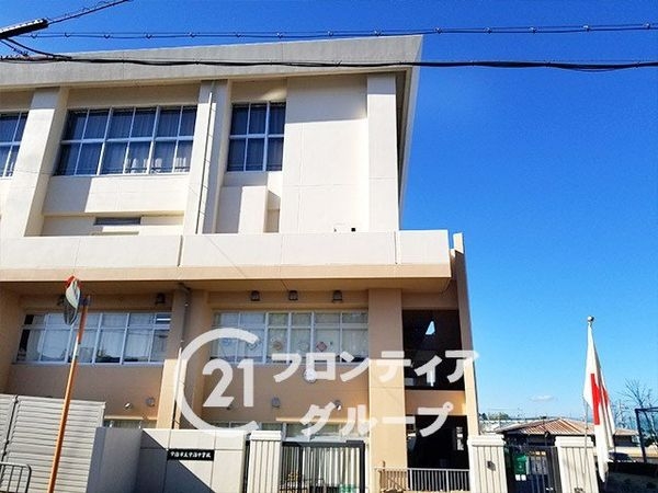 宇治市折居台４丁目の中古一戸建て(宇治市立宇治中学校)