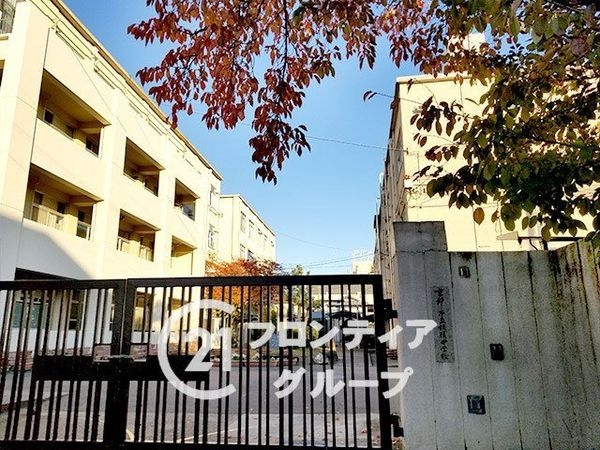 ネバーランド伏見桃山　中古マンション(京都市立桃陵中学校)