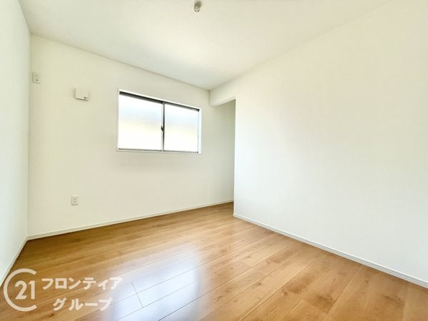 京田辺市三山木野神　新築一戸建て　１期　２号棟