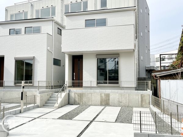 京田辺市三山木野神　新築一戸建て　１期　２号棟