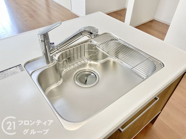 京田辺市三山木野神　新築一戸建て　１期　２号棟