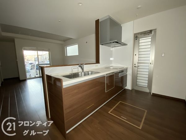 京都市伏見区羽束師菱川町の中古一戸建て