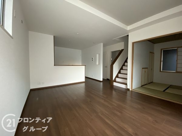 京都市伏見区羽束師菱川町の中古一戸建て