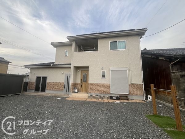 八幡市内里東ノ口の中古一戸建て