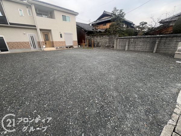 八幡市内里東ノ口の中古一戸建て