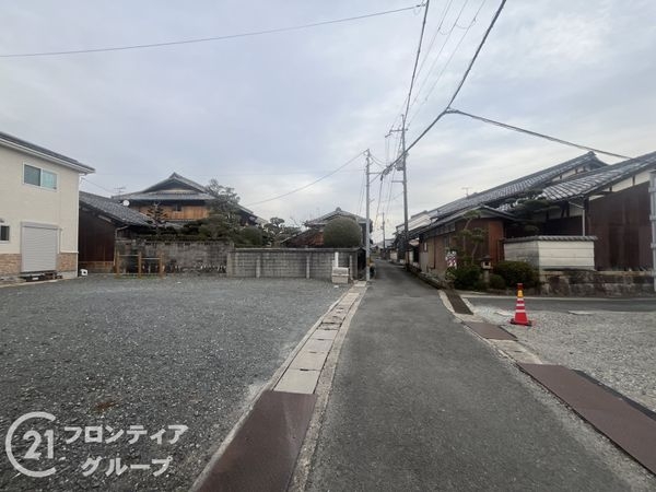 八幡市内里東ノ口の中古一戸建て