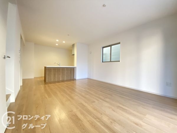 城陽市枇杷庄島ノ宮　新築一戸建て　２期　全１区画
