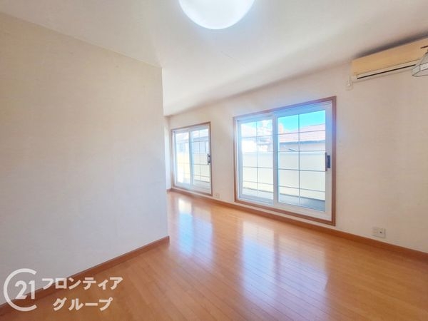城陽市久世上大谷の中古一戸建て