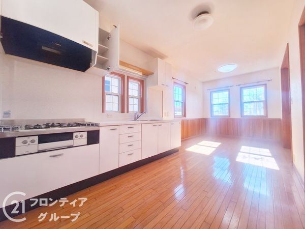 城陽市久世上大谷の中古一戸建て