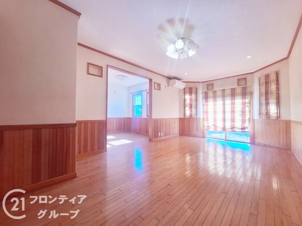 城陽市久世上大谷の中古一戸建て