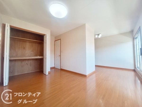 城陽市久世上大谷の中古一戸建て