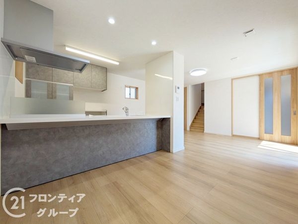 大津市石山寺４丁目新築一戸建て３期6号地