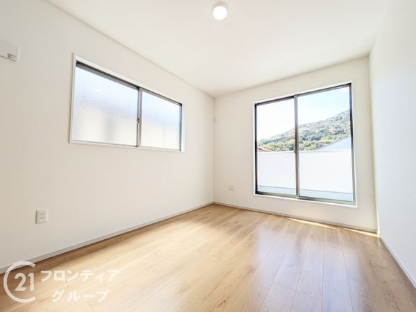 大津市神宮町　新築一戸建て　１期　全１区画
