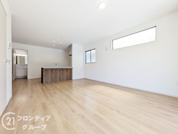 大津市神宮町　新築一戸建て　１期　全１区画
