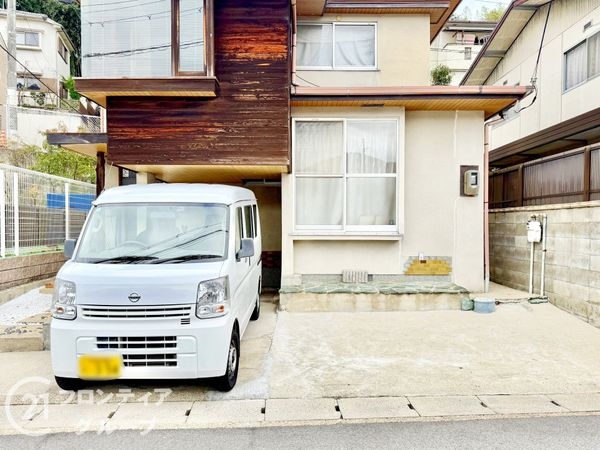 京都市山科区日ノ岡坂脇町の中古一戸建て
