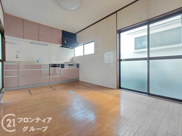 宇治市五ケ庄折坂　中古一戸建て