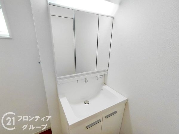 大津市鶴の里　新築一戸建て　１期　２号棟