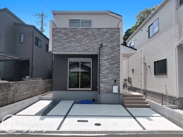 大津市鶴の里　新築一戸建て　１期　２号棟