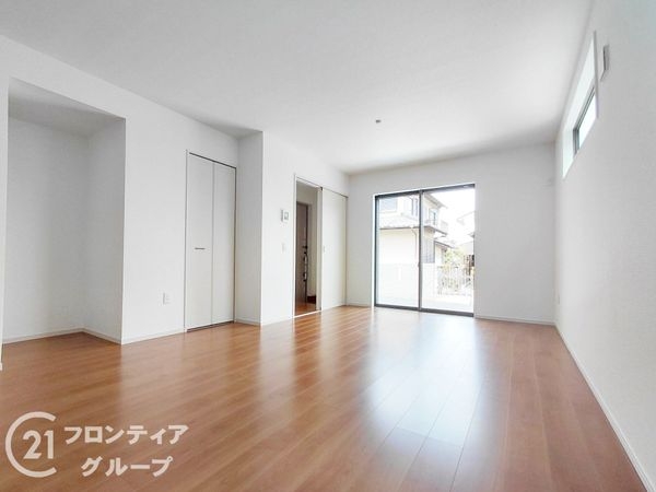 大津市鶴の里　新築一戸建て　１期　２号棟