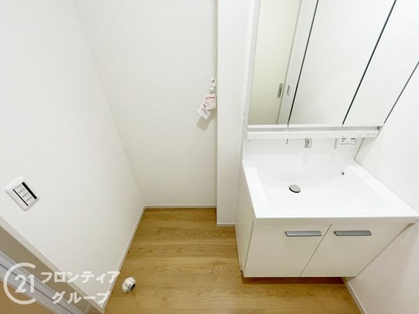 京田辺市草内穴口　新築一戸建て　１期　１号棟