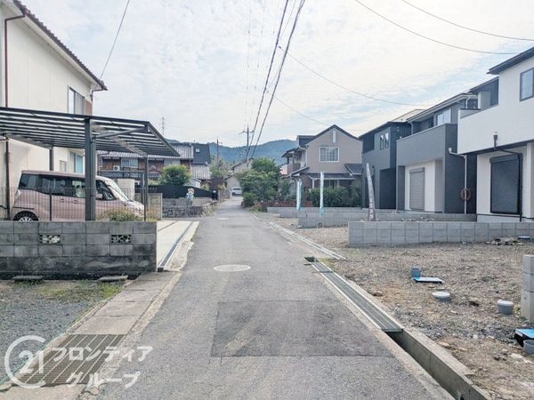 大津市千町２丁目　新築一戸建て　第１期　２号棟
