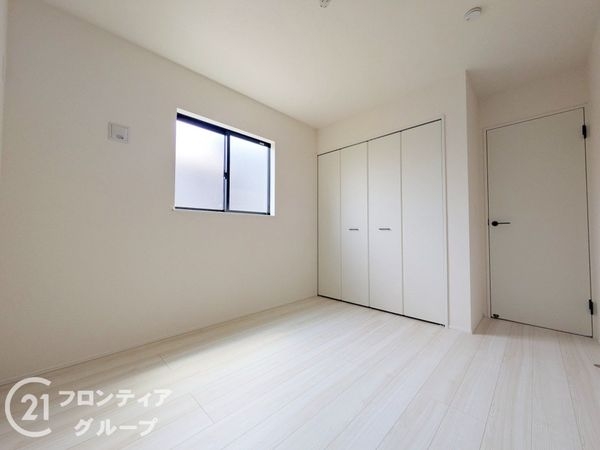 大津市千町２丁目　新築一戸建て　第１期　４号棟