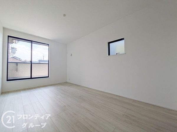 大津市千町２丁目　新築一戸建て　第１期　６号棟
