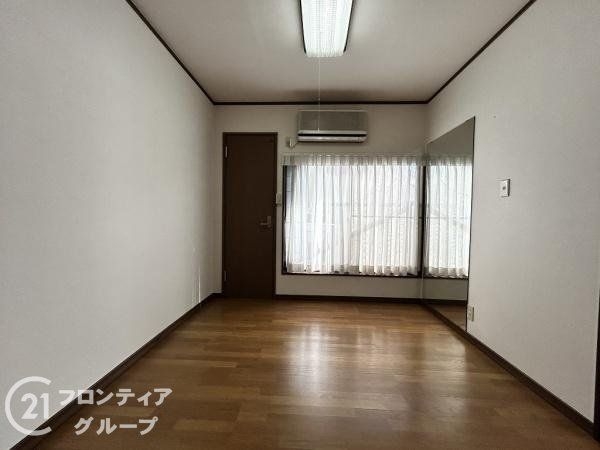 京都市山科区川田御出町の中古一戸建て