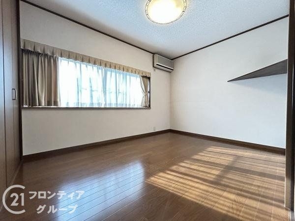京都市山科区川田御出町の中古一戸建て