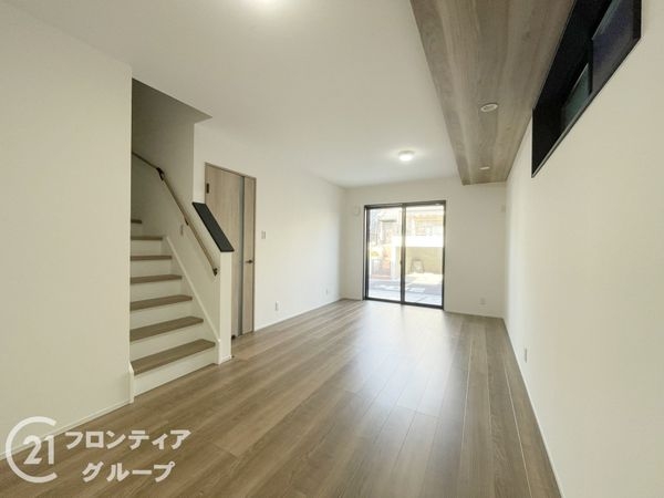 宇治市広野町宮谷　新築一戸建て