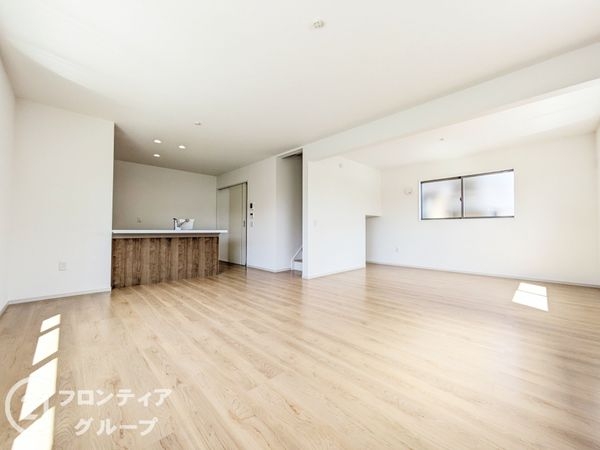 大津市国分２丁目　新築一戸建て　２期　全１区画