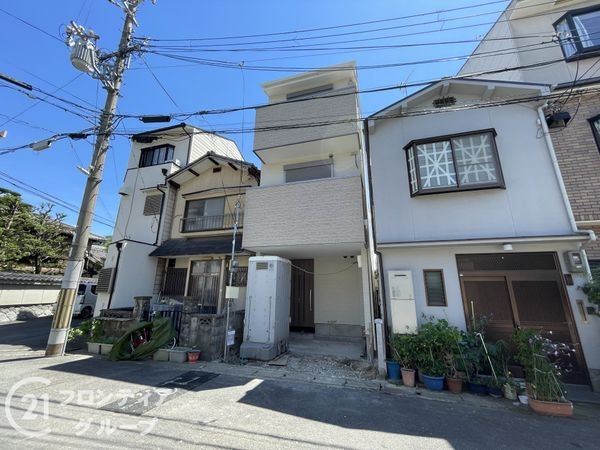 京都市山科区音羽初田町　新築一戸建て