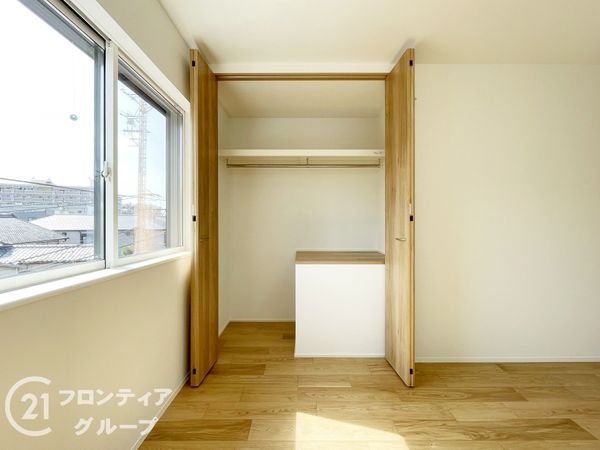 京都市伏見区桃山町弾正島　新築一戸建て　１号棟