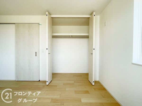 京都市伏見区桃山町弾正島　新築一戸建て　２号棟