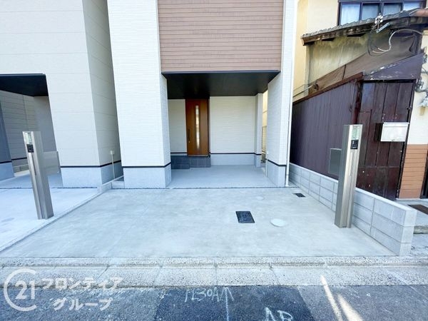 京都市伏見区桃山町弾正島　新築一戸建て　２号棟