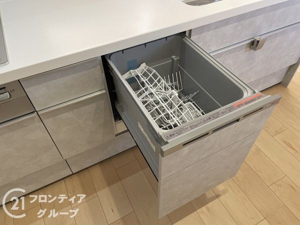 京都市伏見区桃山町弾正島　新築一戸建て　２号棟