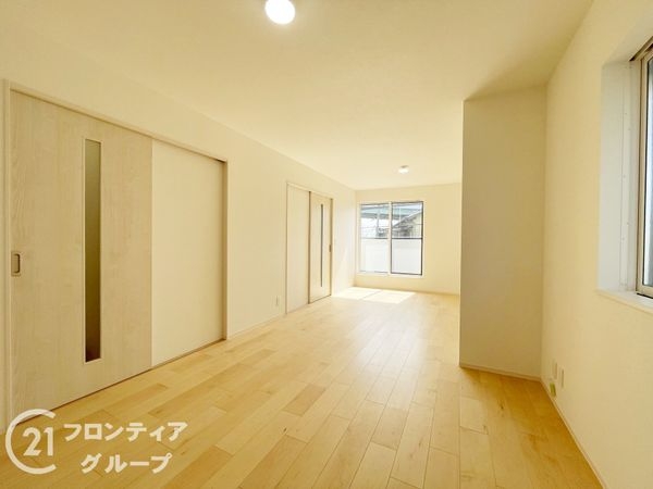京都市伏見区桃山町弾正島　新築一戸建て　２号棟