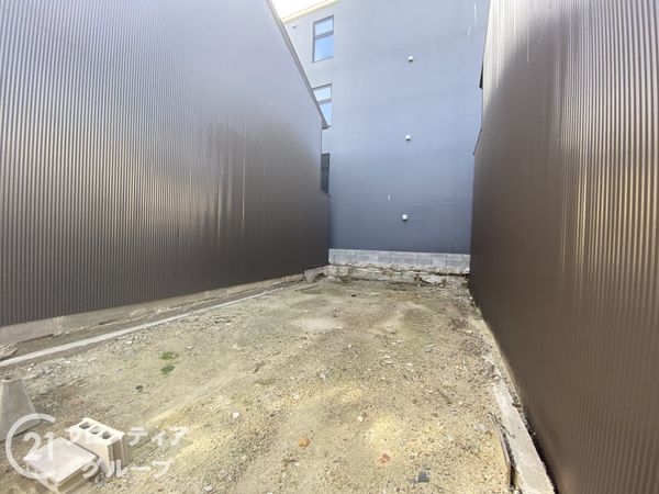 京都市伏見区両替町１２丁目　新築一戸建て