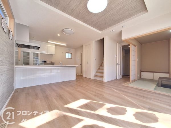 大津市大石中７丁目　新築一戸建て　４号地