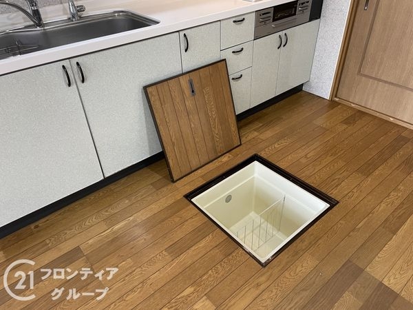 京田辺市薪狼谷の中古一戸建て