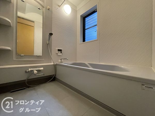 京田辺市薪狼谷　中古一戸建て