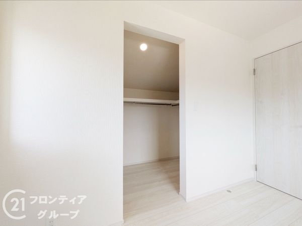 大津市雄琴５丁目　新築一戸建て　2期　１３号棟