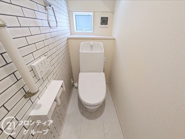 大津市雄琴５丁目　新築一戸建て　2期　１３号棟