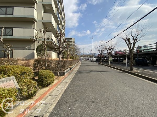 サンロイヤル新田辺アカデミア２号館　中古マンション